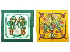 LOT DE 2 FOULARDS HERMES
