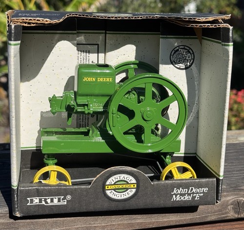 Ertl john deere - ertl, "e”