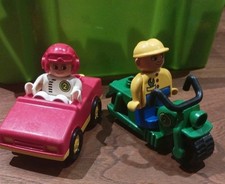 Lot Lego Duplo vintage 2 Personnages 1 Voiture et 1 Moto