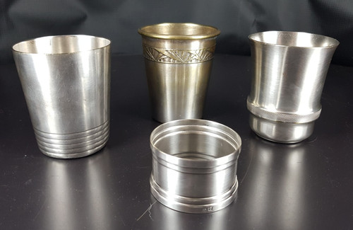 Lot gobelets 1 serre - de, +