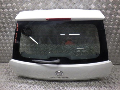 Malle hayon arriere fiat punto - malle/hayon,