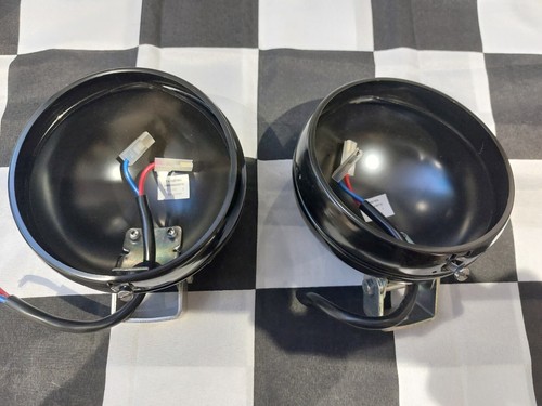 Cuvelages pour phares de - 2,