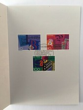 Pochette 3 timbres Suisse 1994 FDC YT CH 1449/51. "Le livre et la presse"