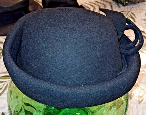 Anciens chapeaux beaux - anciens,