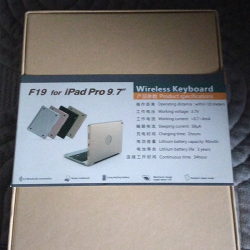 F19 étui folio - f19,