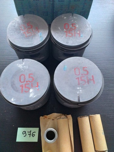 Ford taunus 12m - , pistons