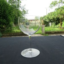 grand verre vin de bourgogne en cristal de baccarat modèle chambertin ?