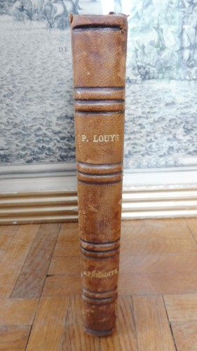 Aphrodite 1918 - aphrodite, (pierre