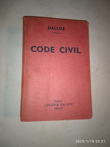 Dalloz code civil 1966 1967 - civil., 1966-1967.