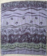 - Écharpe GIORGIO ARMANI  100% soie  TBEG  vintage Scarf 67 x 160 cm