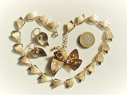 Lot beaux bijoux anciens - beaux,