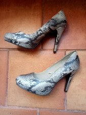 Escarpins taille 36 talons 10,5cm revêtement aspect In extenso python