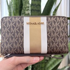 MICHAEL KORS JET SET TRAVEL LG