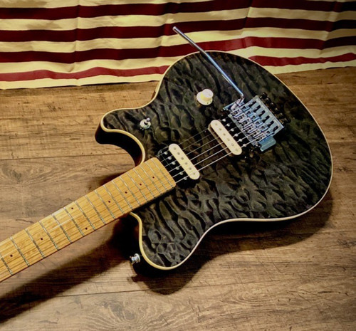 Music man guitare - [music,