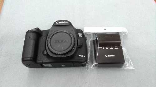 Canon eos mark - canon,