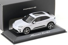 1:43 Solido Porsche Macan