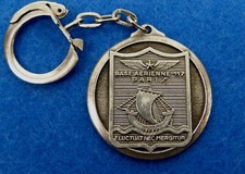 Porte-clés, Key ring Armes de Paris - Base Aérienne 117 - Armée de l'Air -