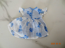 Jolie robe vintage poupée