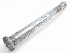 AXE DE ROUE ARRIERE JAWA 640