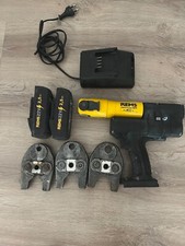 pince à sertir REMS en très bon état 