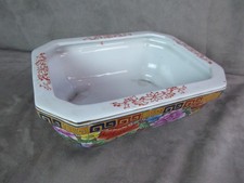 JOLIE JARDINIAIRE EN PORCELAINE DE CHINE.