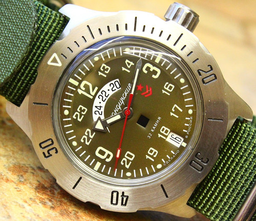 Montre bracelet mécanique - montre-bracelet,