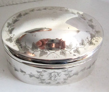 Jolie boite Ovale  GREULING &