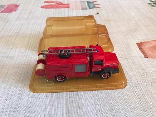 Voiture miniature pompiers - voiture,