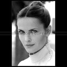 Photo F.003845 NATHALIE NELL