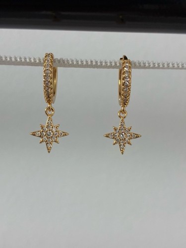 Boucle oreille dorées - d’oreille,