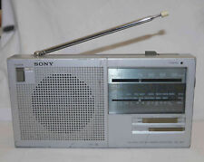 Récepteur radio TSF Sony ICF-900 (FM PO GO OC)