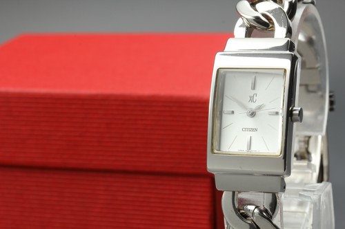 Montre femme vintage 1998