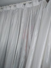 2 GRANDS RIDEAUX  3 M