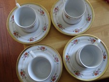 4 TASSES A CAFE FORME LITRON