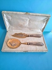 PAIRE DE COUVERTS DE SERVICE A