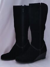 Bottes En Daim Femme- État De Neuf.