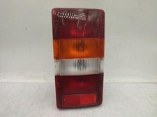 Feu arriere principal droit