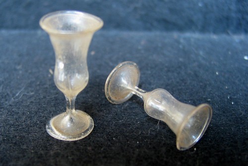 Verres xviiième en - 2,