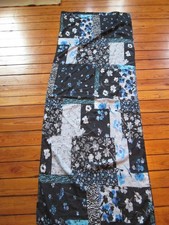 Q  Foulard DESIGUAL  modèle