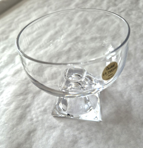 Une coupe champagne cristal - une,