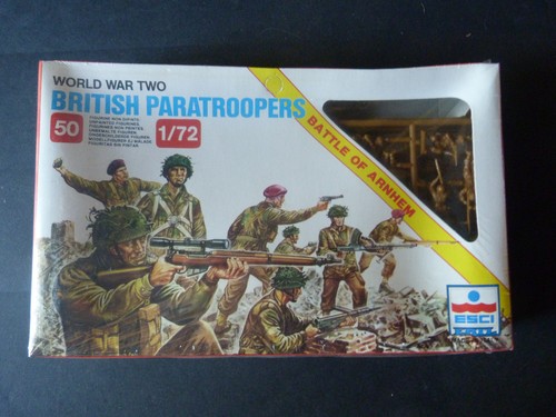 Esci boîte de soldats - 1:72,