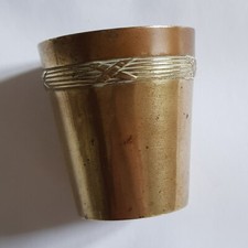 ANCIEN petit gobelet a liqueur