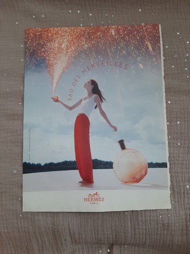 Publicité papier parfum - publicité,