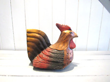 Sculpture Poule assise peinte en bois décoration