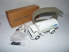 ancien camion balayeuse conrad