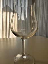 Verre tulipe dégustation whisky/cognac – pied long – forme incurvée claire