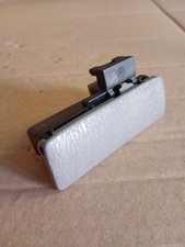 68630-2F010 poignée boîte