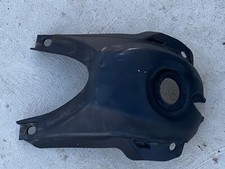 UN CACHE COUVERCLE DE RESERVOIR ESSENCE YAMAHA 125 XTX XT125X 