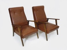 Paire de fauteuils Scandinave en skaï marron et bois Années 50 60