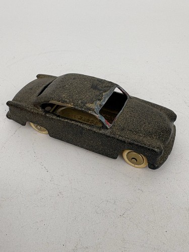 Dinky toys ford sedan meccano - toys,